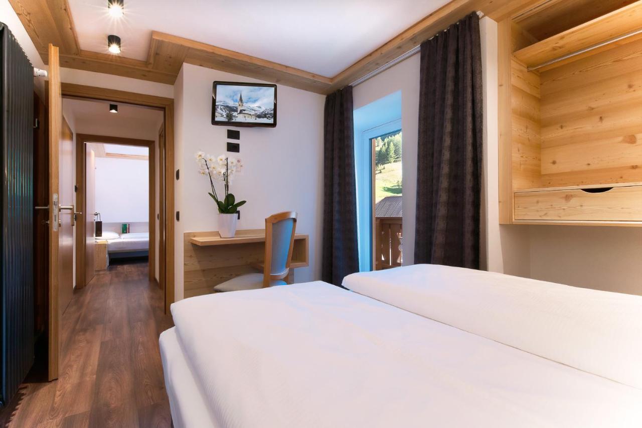 Hotel B&B Marilena Arabba Bagian luar foto